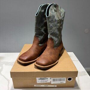 J Sole Women's Square Toe Fashion Embroidered Western Cowgirl Boots Size 7.5 NEW